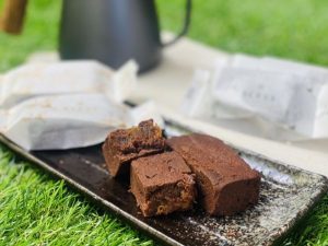 世貿黑金酥(鄭興珍)